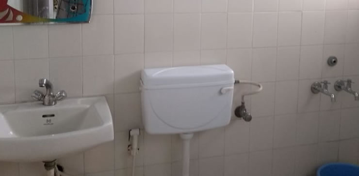 bathroom with sink and toilet