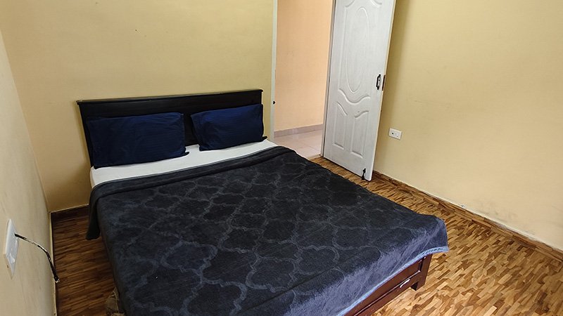 Second bedroom with double bed