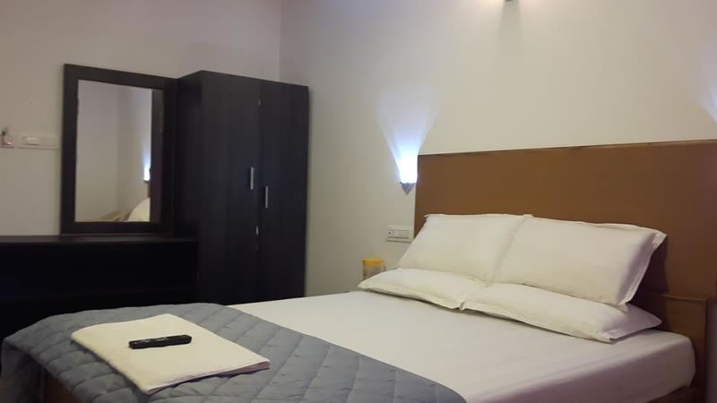 Comfortable double bedroom